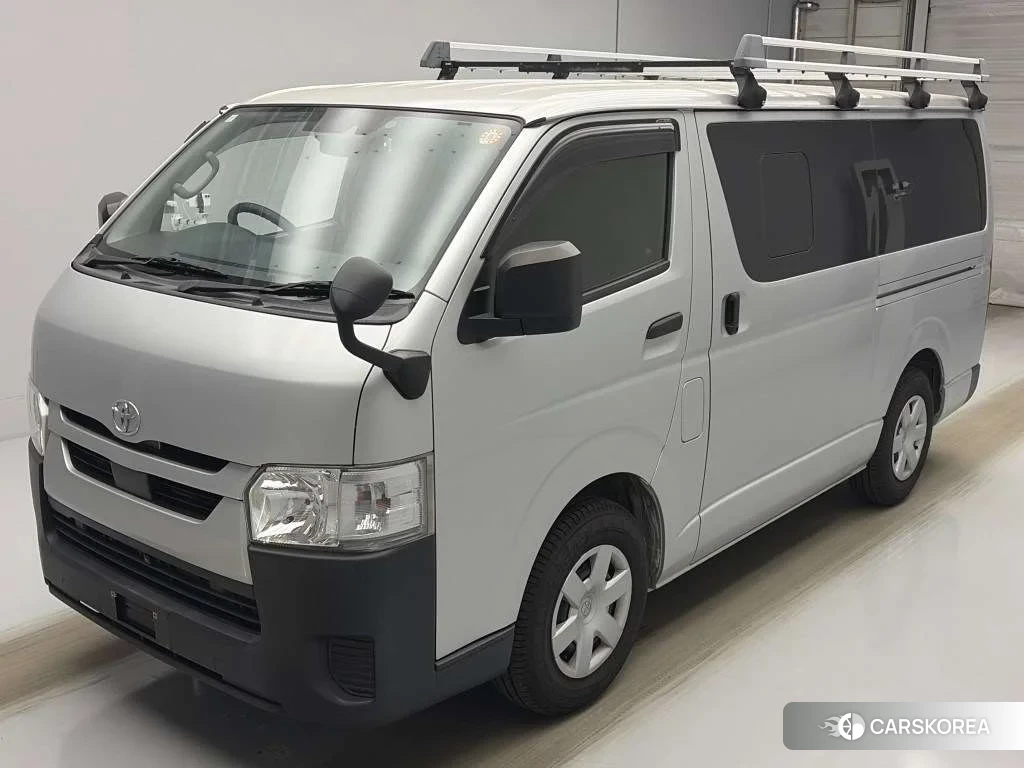 Toyota HiAce Van 2021 из Японии, фото 2