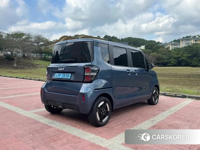 Kia The New Kia Ray EV id 5039601 из Кореи 12