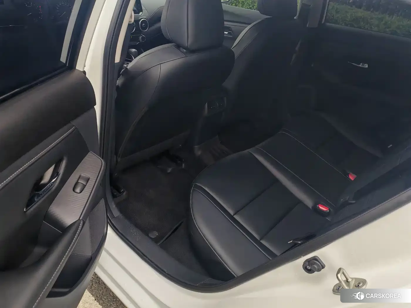Nissan Sylphy 2026 Белый из Китая, фото 2