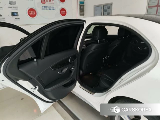 Mercedes-Benz C-class 2021 Белый из Китая, фото 2