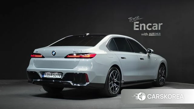 BMW 7 Series (G70) id 4928843 из Кореи 12