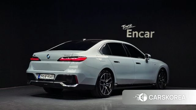 BMW 7 Series (G70) id 5016316 из Кореи 12