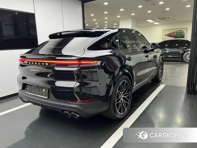 Porsche Cayenne (PO536) 2025 Черный из Кореи, фото 2