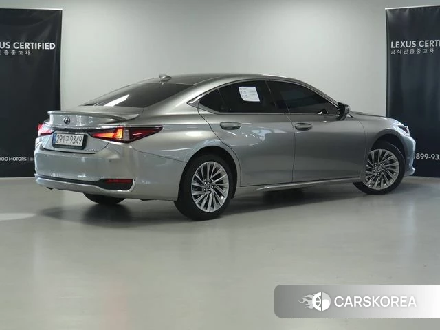 Lexus ES300h 7th generation 2025 Песочный из Кореи, фото 6