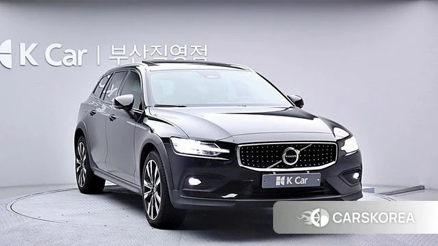 Volvo V60 Cross-Country 2nd Generation id 5040028 из Кореи 9