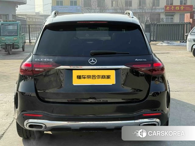 Mercedes-Benz GLE 2024 Черный из Китая, фото 2