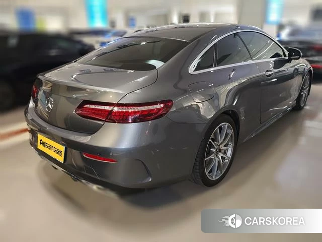 Mercedes-Benz E-Class 2023 Темно-серый из Китая, фото 2