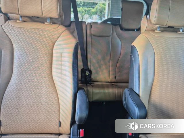 Kia Carnival 4th generation 2023 Черный из Кореи, фото 2