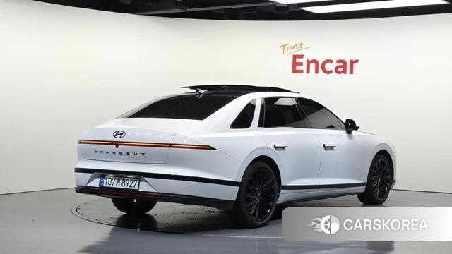 Hyundai Grandeur Hybrid (GN7) id 4792400 из Кореи 12