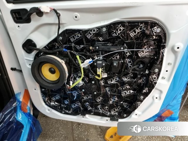 Kia The New Carnival 4th Generation 2026 Белый из Кореи, фото 2