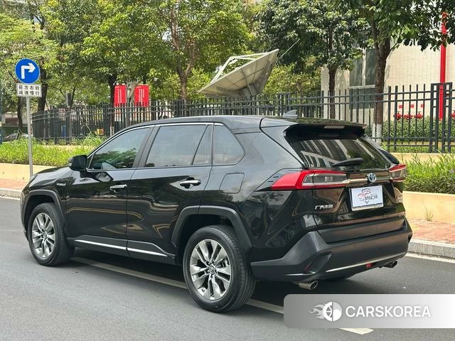 Toyota Wildlander 2023 Черный из Китая, фото 5