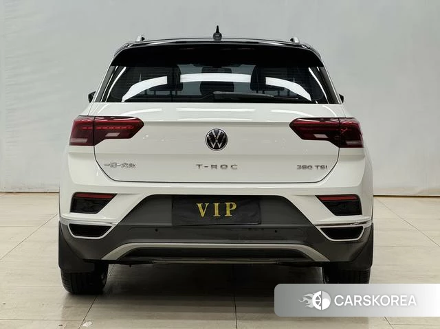 Volkswagen T-Roc 2021 Белый из Китая, фото 2