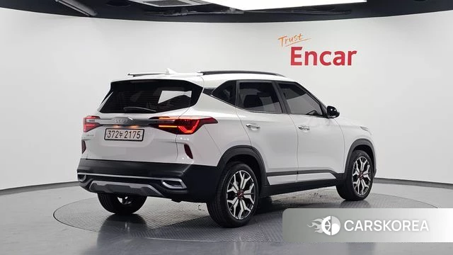 Kia Seltos id 5017617 из Кореи 12