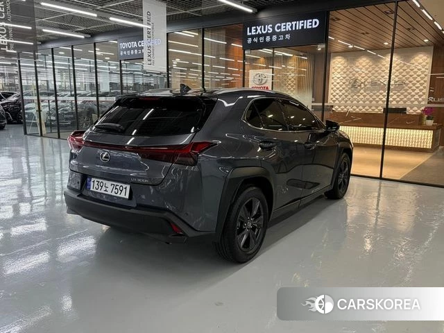 Lexus UX300h id 5025952 из Кореи 10