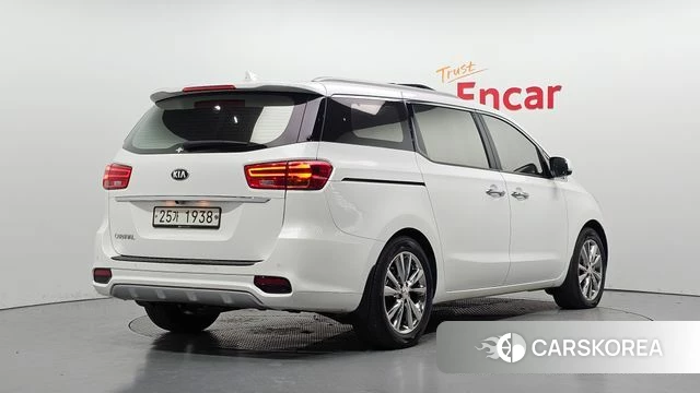 Kia The New Carnival id 4993238 из Кореи 12