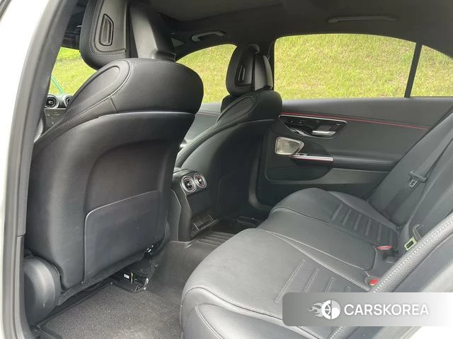 Mercedes-Benz C-class 2022 Белый из Китая, фото 2