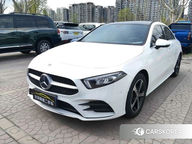 Mercedes-Benz A-Class 2023 Белый из Китая, фото 2