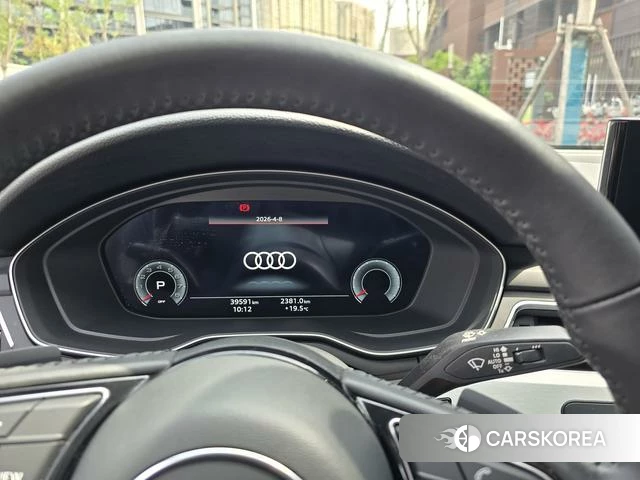Audi A4L 2021 Темно-серый из Китая, фото 6