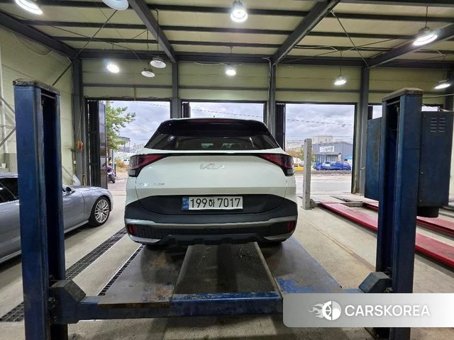 Kia Sportage 5th Generation 2024 Белый из Кореи, фото 2