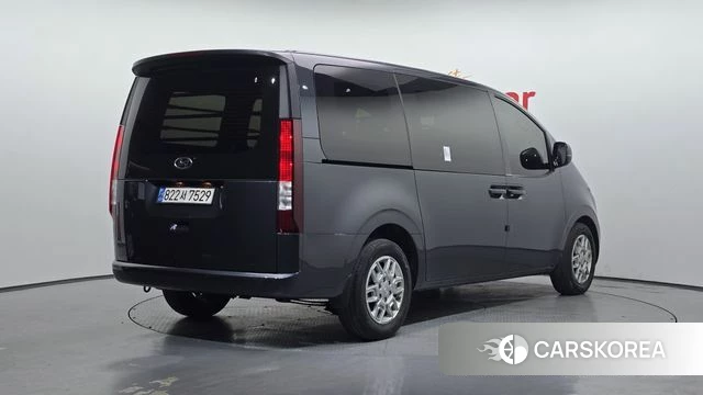 Hyundai Staria id 4343463 из Кореи 12