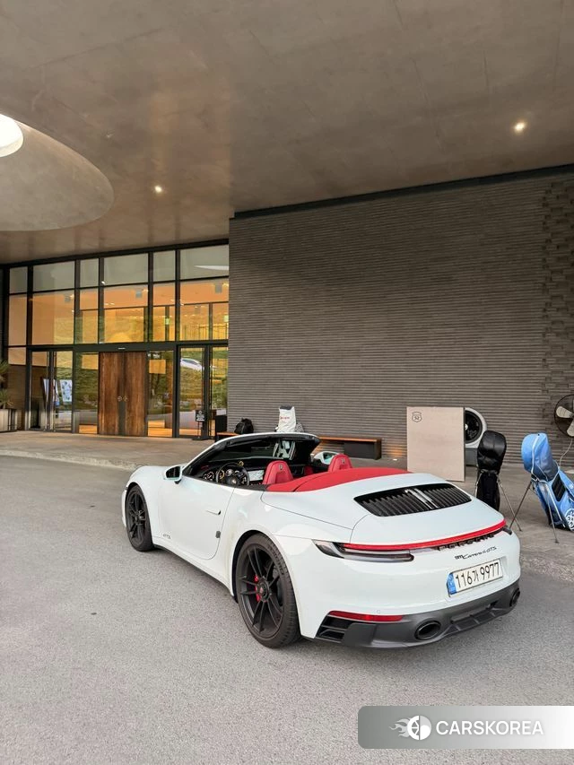 Porsche 911(992) 2023 Белый из Кореи, фото 2