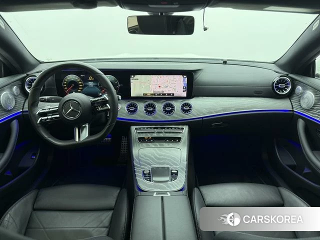 Mercedes-Benz E-Class 2021 Белый из Китая, фото 4