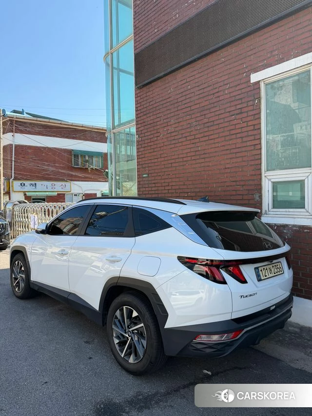 Hyundai Tucson (NX4) 2022 Белый из Кореи, фото 2