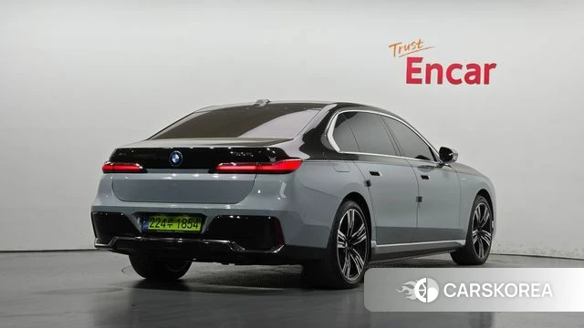 BMW 7 Series (G70) id 4985937 из Кореи 12