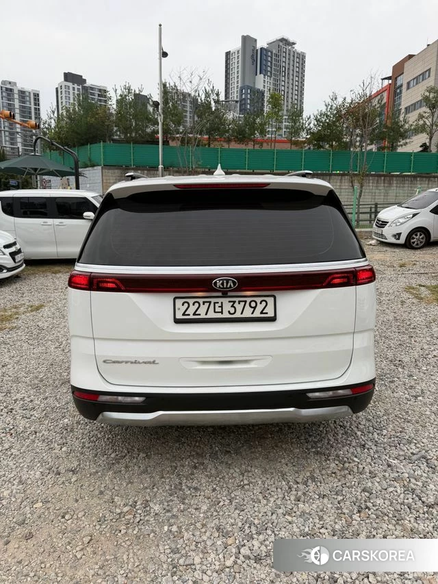 Kia Carnival 4th generation id 4930156 из Кореи 12
