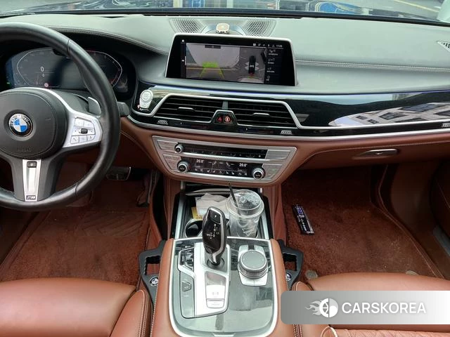 BMW 7 series 2023 Черный из Китая, фото 2