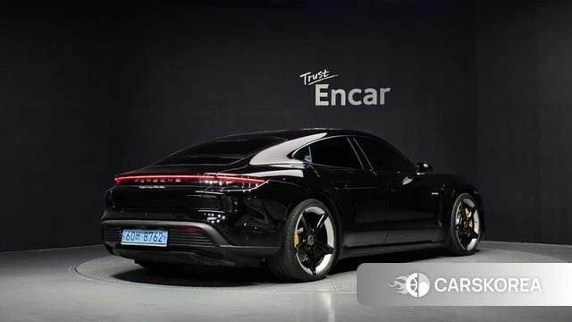 Porsche Taycan id 4784362 из Кореи 12