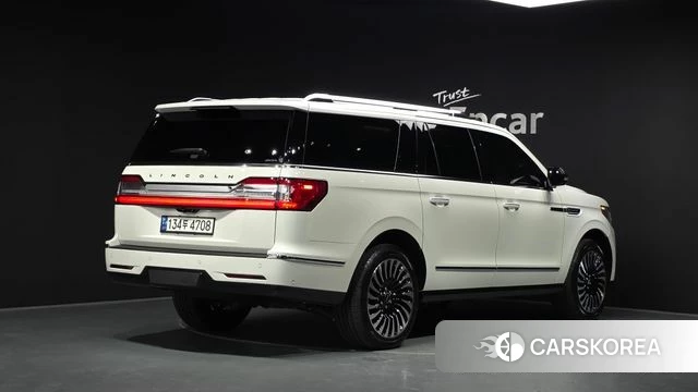 Lincoln Navigator 4th generation id 4793705 из Кореи 12