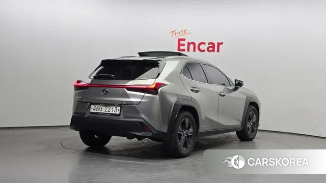 Lexus UX250h id 3536001 из Кореи 12