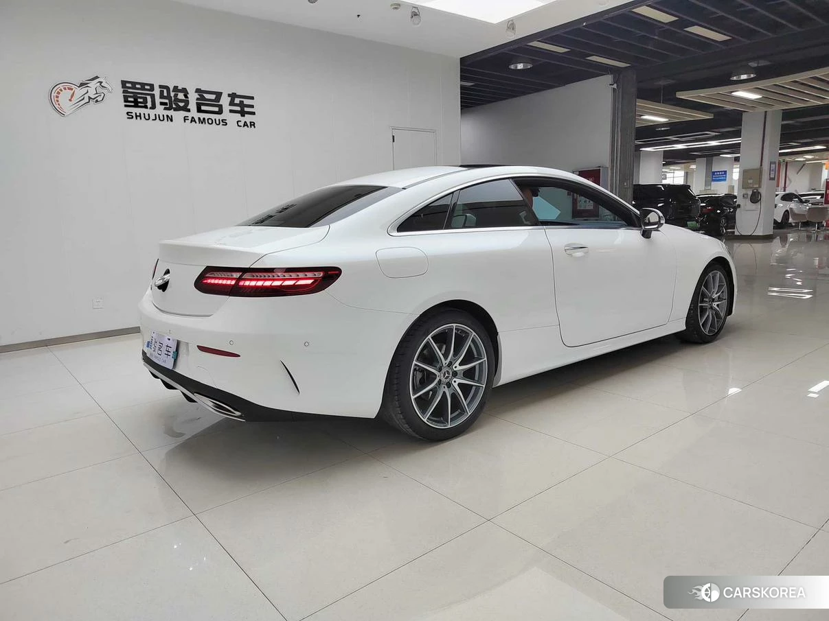 Mercedes-Benz E-Class 2020 Белый из Китая, фото 2