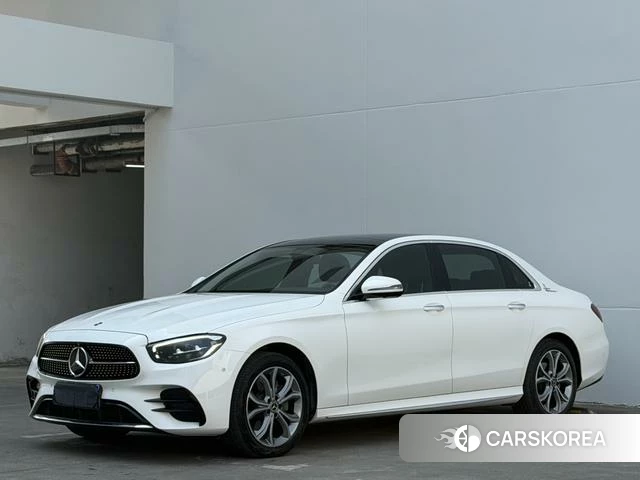 Mercedes-Benz E-Class 2022 Белый из Китая, фото 2