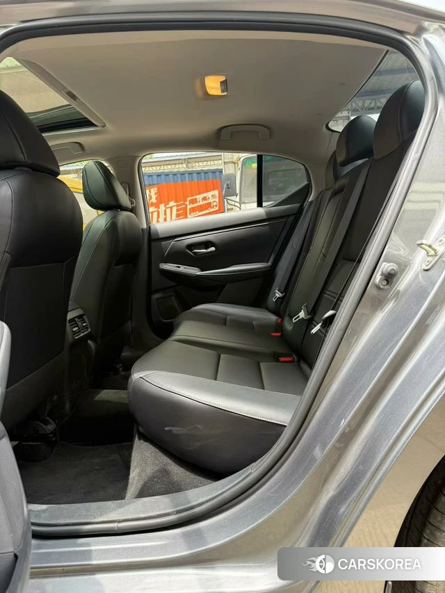 Nissan Sylphy 2022 Темно-серый из Китая, фото 2