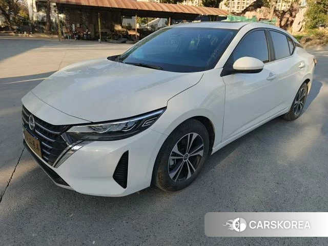 Nissan Sylphy 2024 Белый из Китая, фото 2