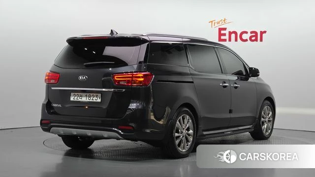 Kia The New Carnival id 5048408 из Кореи 12
