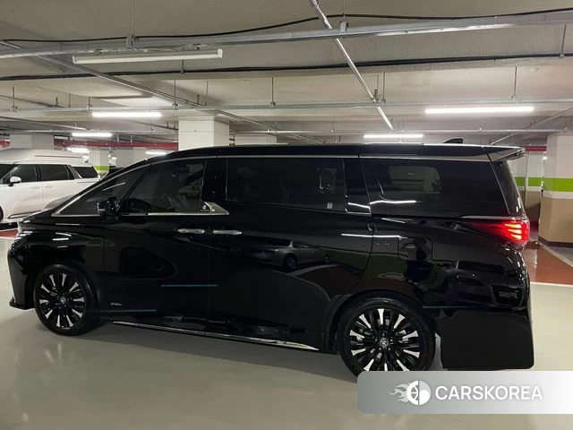 Toyota Alphard 4th Generation 2024 Черный из Кореи, фото 2