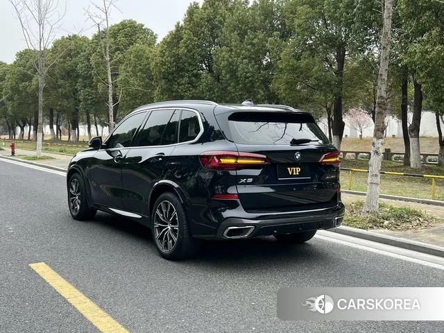 BMW X5 2021 Черный из Китая, фото 2