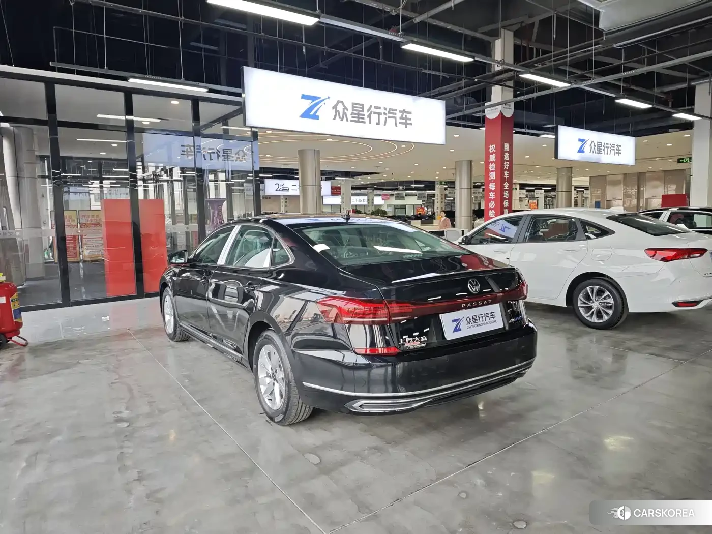 Volkswagen Passat 2025 Черный из Китая, фото 4