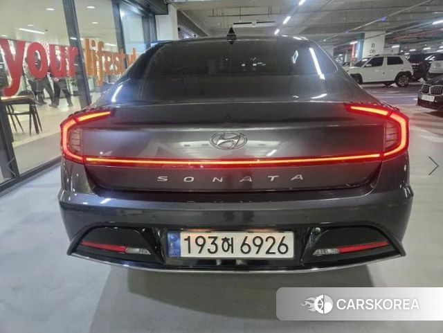 Hyundai Sonata (DN8) 2022 Серебристо-серый из Кореи, фото 2