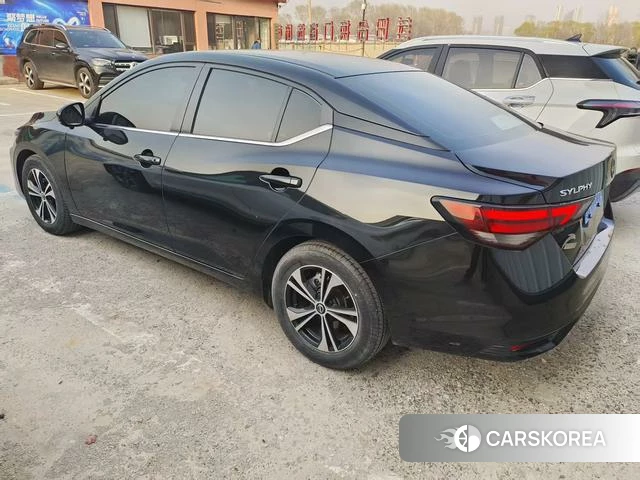Nissan Sylphy 2023 Черный из Китая, фото 2