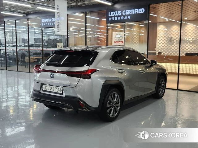 Lexus UX250h id 5017874 из Кореи 10