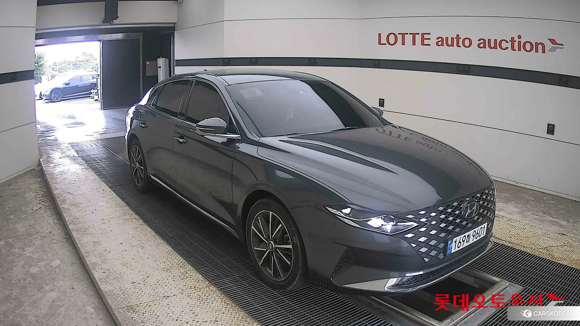 Hyundai Grandeur id 4984608 из Кореи 12