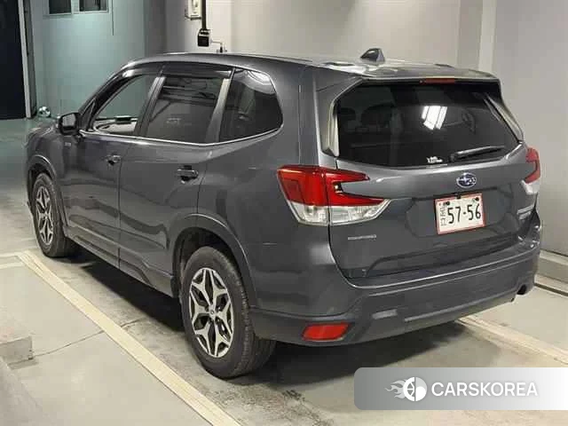 Subaru Forester 2022 из Японии, фото 2