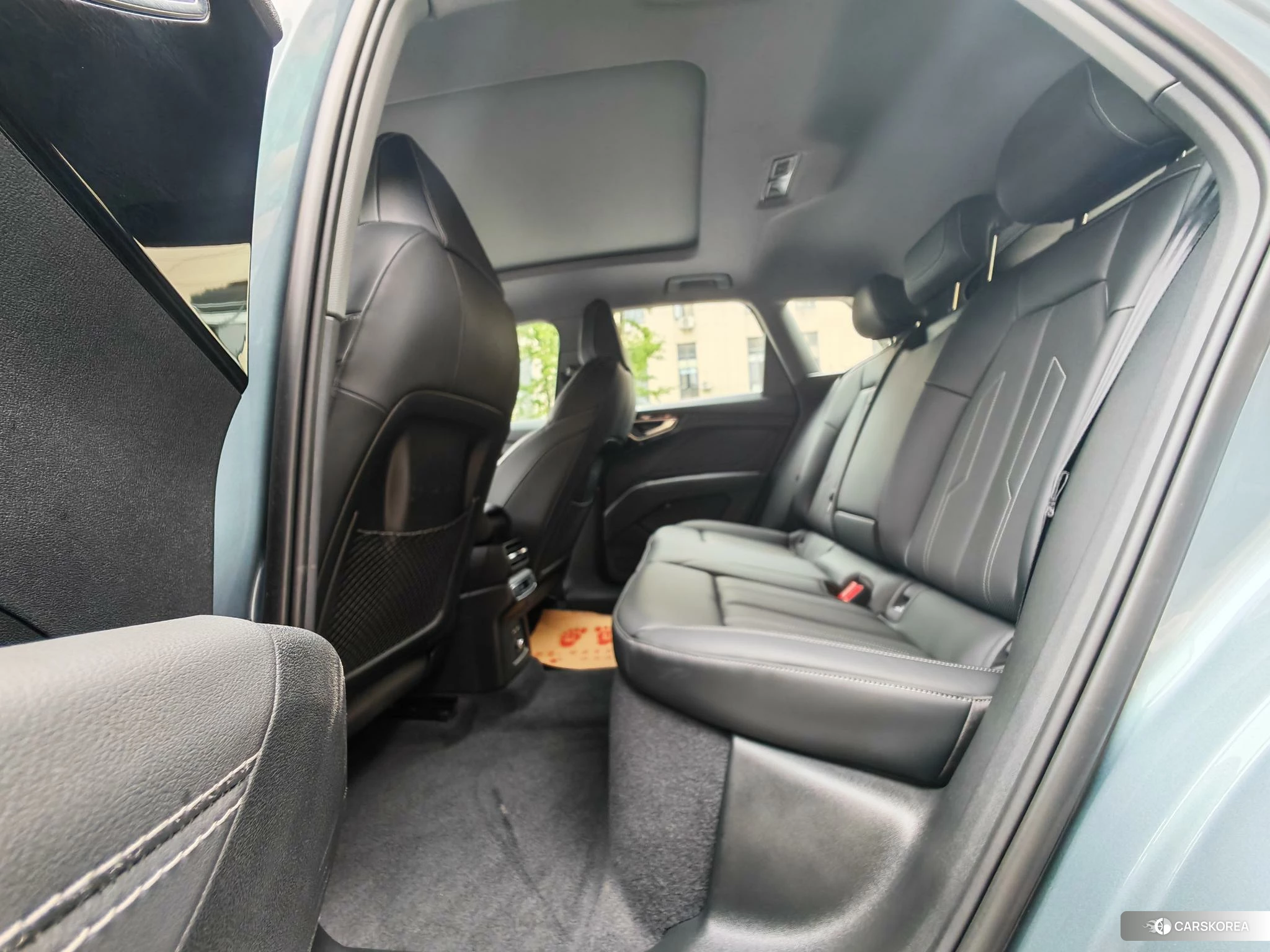 Audi Q4 2023 Темно-серый из Китая, фото 3