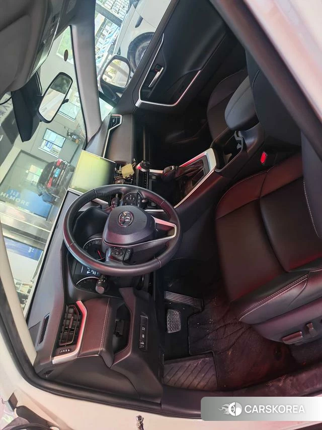 Toyota Wildlander 2022 Белый из Китая, фото 2