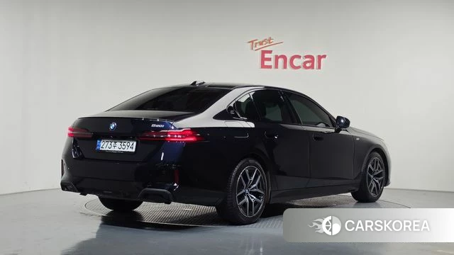 BMW 5 Series (G60) id 4980309 из Кореи 12