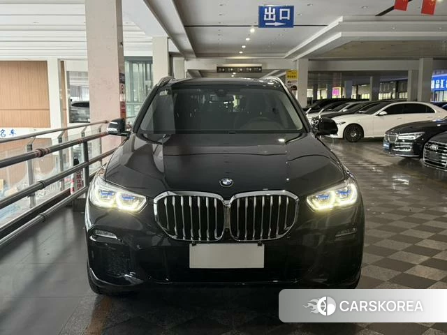 BMW X5 2021 Черный из Китая, фото 2